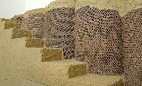 Colonnes à mosaïque du Palais d’Uruk, Mésopotamie, Irak du Sud, 6000 BP.
