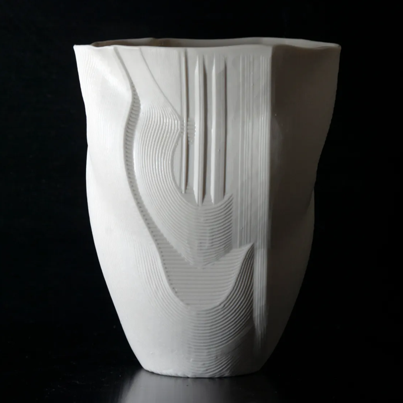 Through a porcelain cast, (Euphausiid 200-1000kHz), 2022, partially glazed porcelain, d14cm x h18cm, © Claudine Arendt